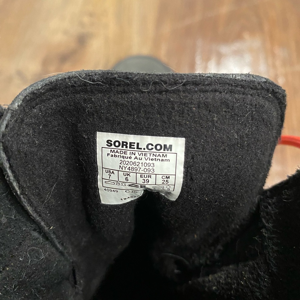 Sorel Explorer - Picture 4 of 5
